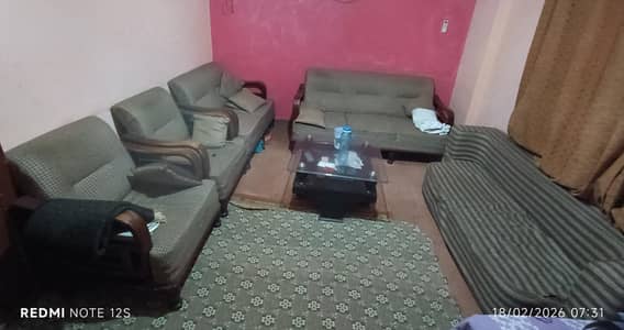 7 seater shesham wood Sofa set along with Center Table and Sofa cumbed