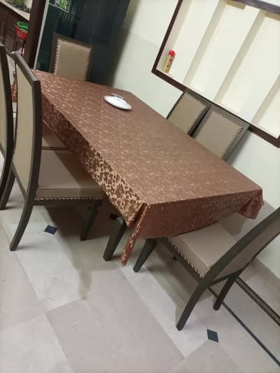 6 seater wooden dinning table with double mirror table