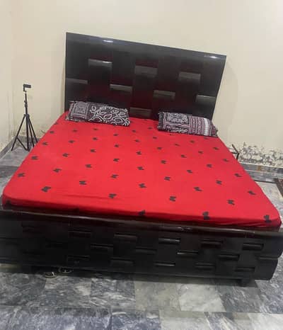 pure woden and luxury bed set