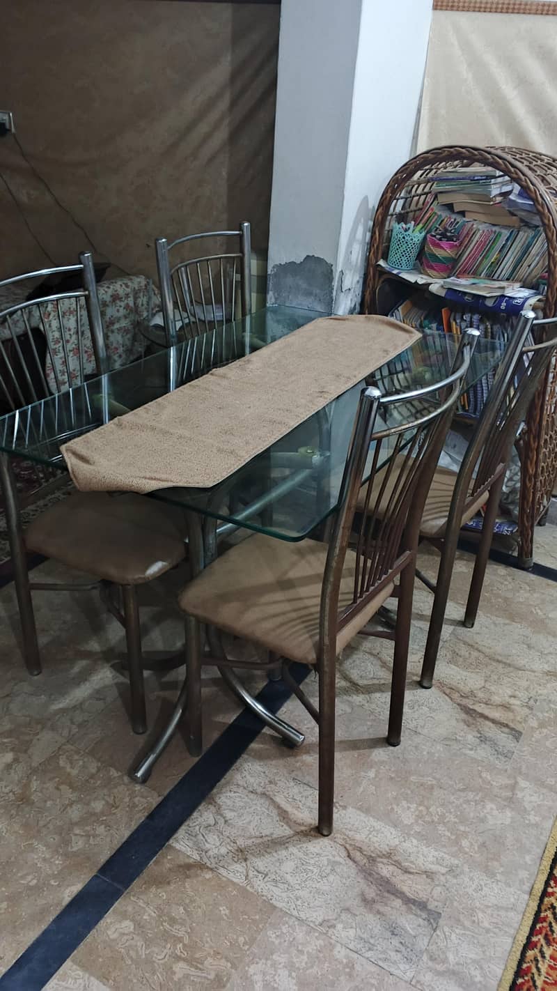 GLASS DINING TABLE 3