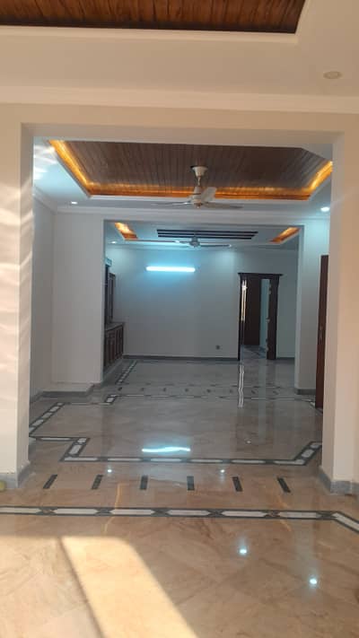 12 Marla House For Sale 35x80 in E-11/1