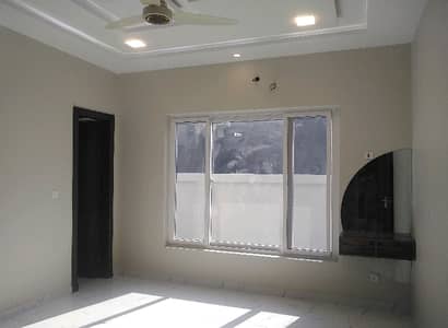 Investors Should rent This Lower Portion Located Ideally In Bahria Town Rawalpindi