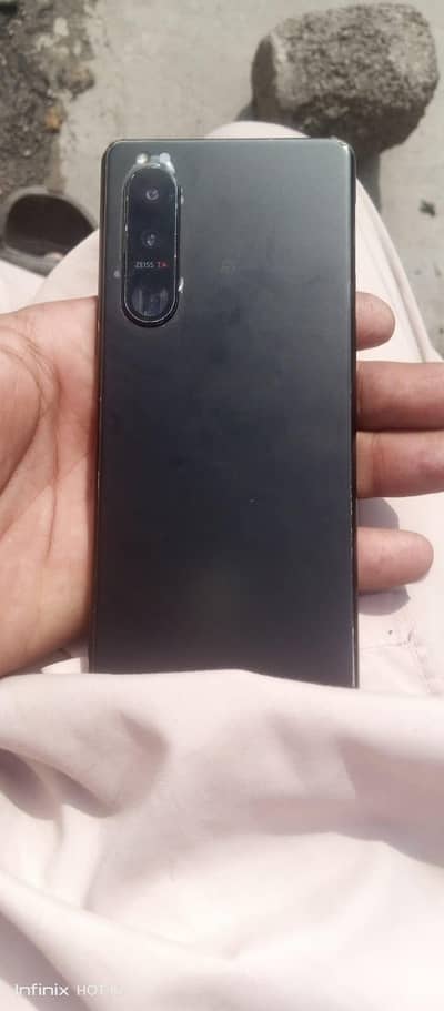 Sony experea 5 mark 3 BEST FOR PUBG 120 unlock with DSLR CAMERA