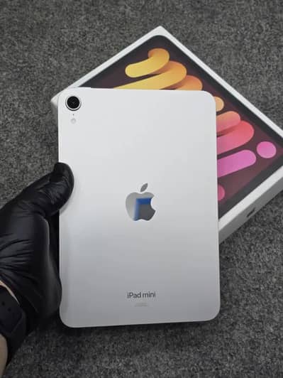 Apple ipad  Mini 7,128GB for sale 0303//94//30/357 WhatsApp