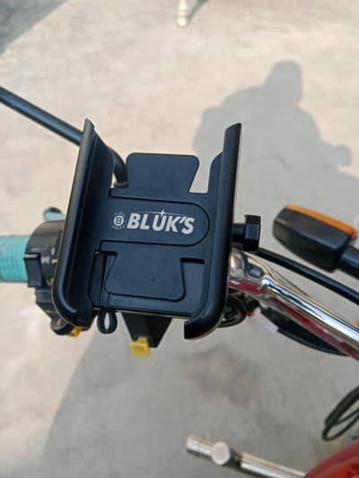 10/10 best Mobile bike Stand With Charging Base 03037454841