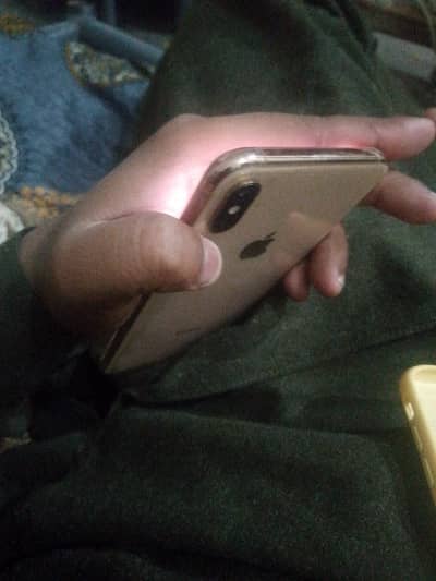 I phone xsmax 64 gb battery chnge original dli hoi hai