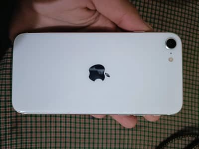 Apple iPhone SE