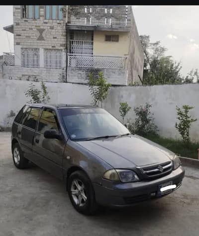 Cultus 2011 model family used car