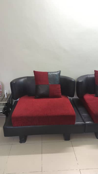 6 Seater Sofa | Red & Black | Good Condition | Askari 11 lahore