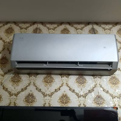 Inverter ac Gree 1 ton