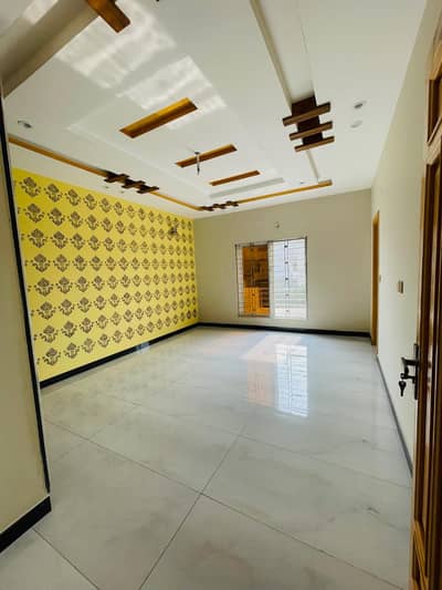 10 marla barnd new house for rent jubilee town