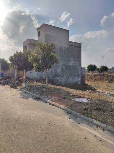 10 Marla On Ground Carpeted Road 40 Feet Road Plot Near Main 60 Feet Road B Block Location All Dues Paid