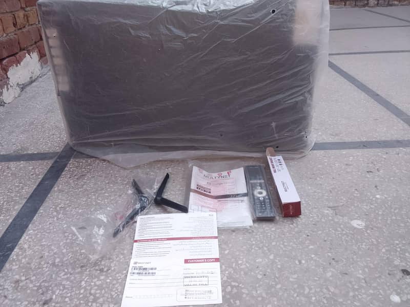 multynet led 32 inch android 1