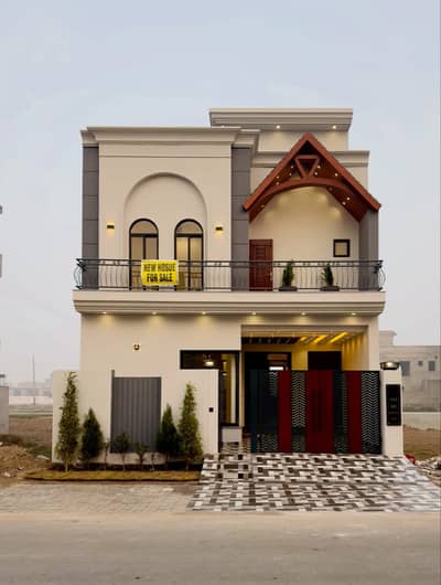 Brand New 5 Marla Luxury House for Sale in Central Park Housing Scheme, Lahore