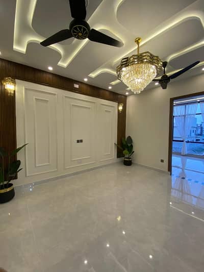 Prime Location Upper Portion Of 20 Marla Is Available For rent