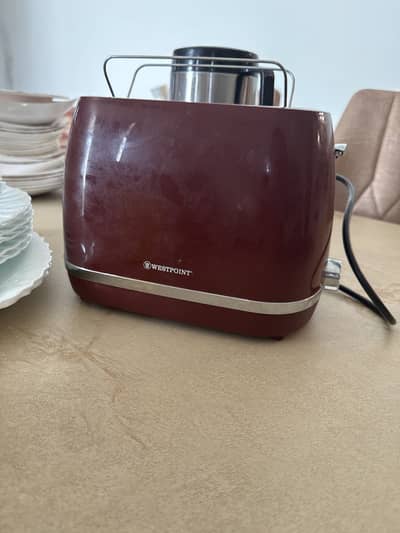 Almost new Westpoint toaster