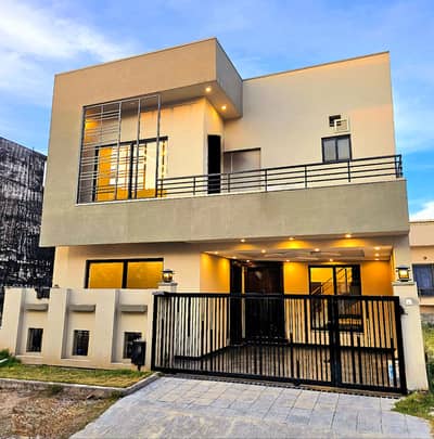 High Quality 7 Marla Investor Rate House Near Masjid & Commercial