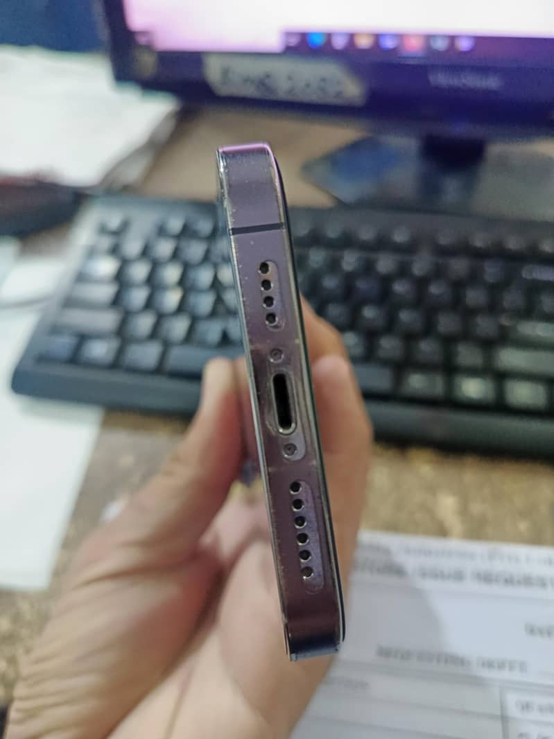 iphone 14 Pro Max 6