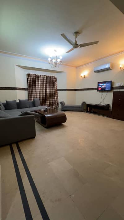 Per day luxury Furnished apartment available