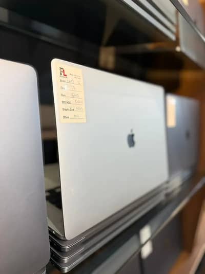 Apple MacBook Pro 16” 2019 | Core i7 | 16GB RAM | 512GB SSD | 4GB Gra