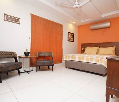 Luxury Furnished 4-Bedroom Full Unit for Daily Stay