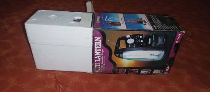 Multi lantren AM/FM Radio Cassette player