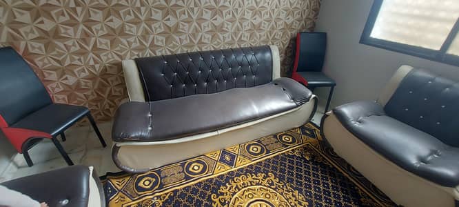 5 seater sofa set in good condition.