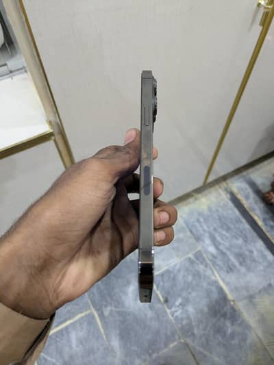 Iphone 13 pro max urgent sale