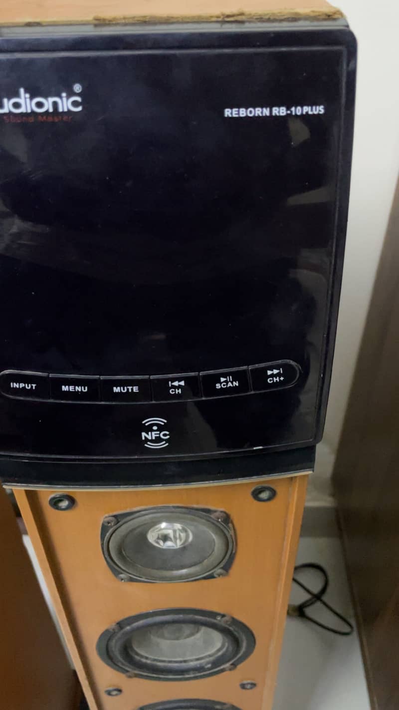 Audionic rb-10 plus 1