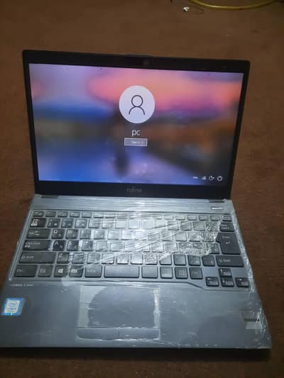 FUjiTSU laptop  cor i5.7th to may laptops 