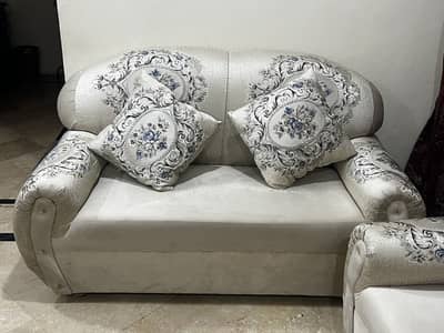 Neat and clean new sofa set