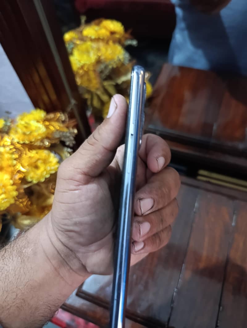 OnePlus 9 4