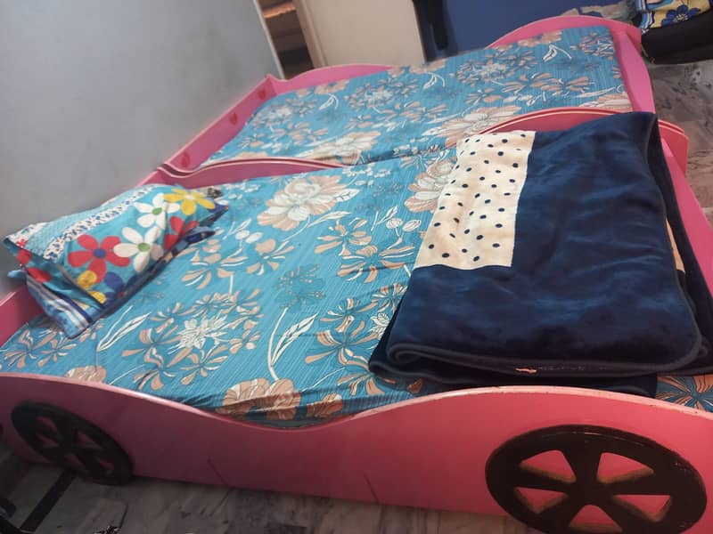 Car Bed 1