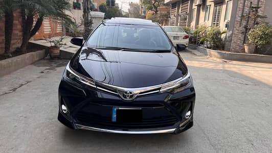 Toyota Corolla Altis Grande X CVT-i 1.8 Black Interior 2022