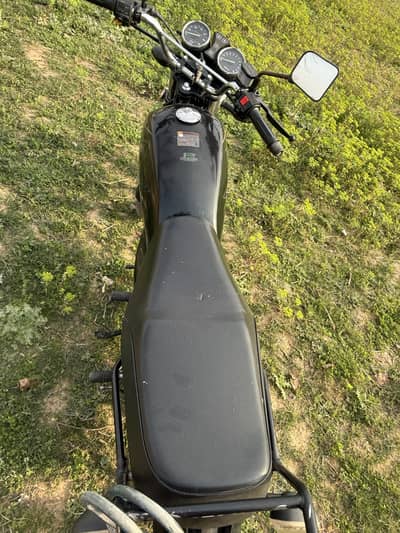 Suzuki GS 150 SE 2022