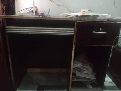 computer table urgent sell