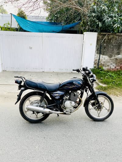 Suzuki gs 150Se neat n clean condition