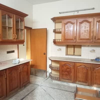 Johar Town Block B One Kanal Upper Portion Available For Rent