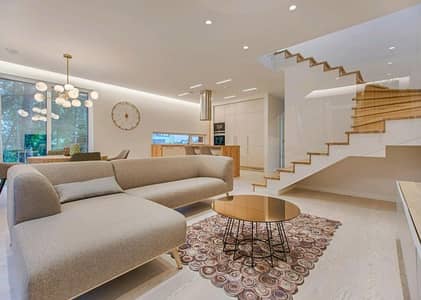 Flat Spread Over 500 Square Feet In Bahria Town - Sector C Available