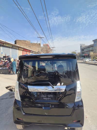 Nissan dayz roox 15/18