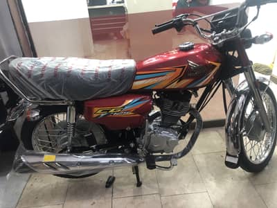 Applied for honda sirf 330 kilometres chala hai