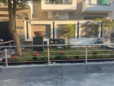 1 Kanal House For Sale In E11/4 Islamabad