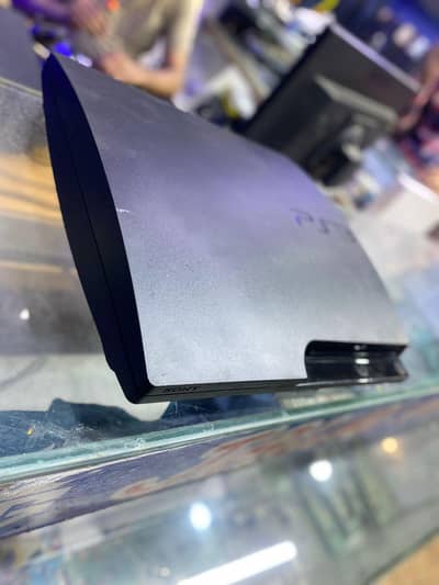 PS3 Slim 500 Gb Jailbreak With Full Games 2 Controllers