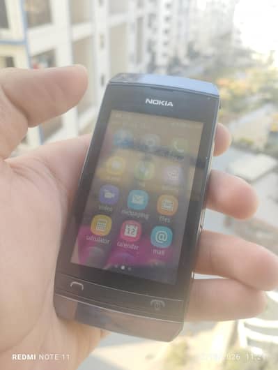 Nokia Asha 305 – Dual SIM – 4,000 PKR
