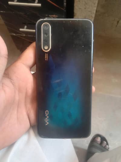 vivo s1 4 128 original Mubile h kit nhi ha