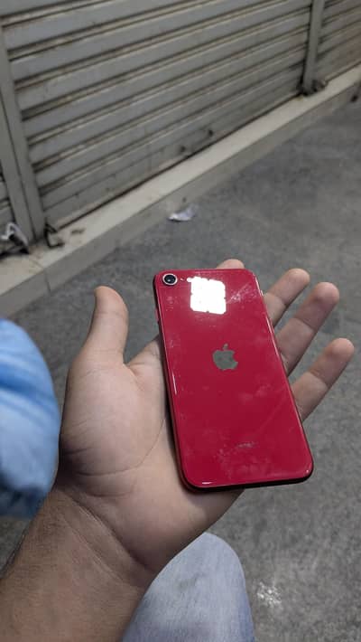 iPhone SE 2020. . . . 10/10 condition 64 gb non pta jv