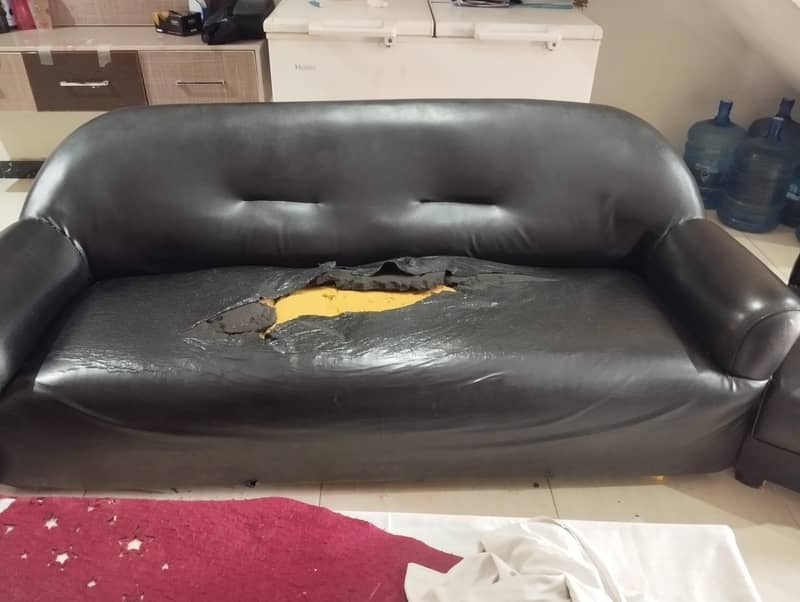 3seter+4 single sofas 3