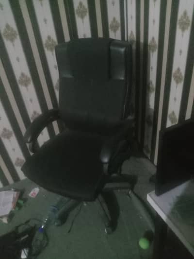 Home Office Workstation (Desk + Chair)