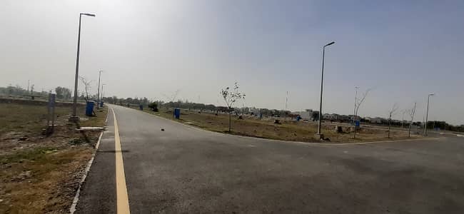 Plot For Sale In Bahria Nasheman Lahore