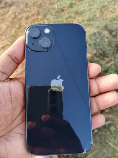 I phone 13 with box 99 health under Apple warranty 03147037458